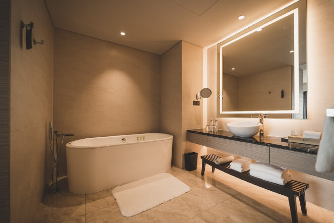 Ovalbadewanne
