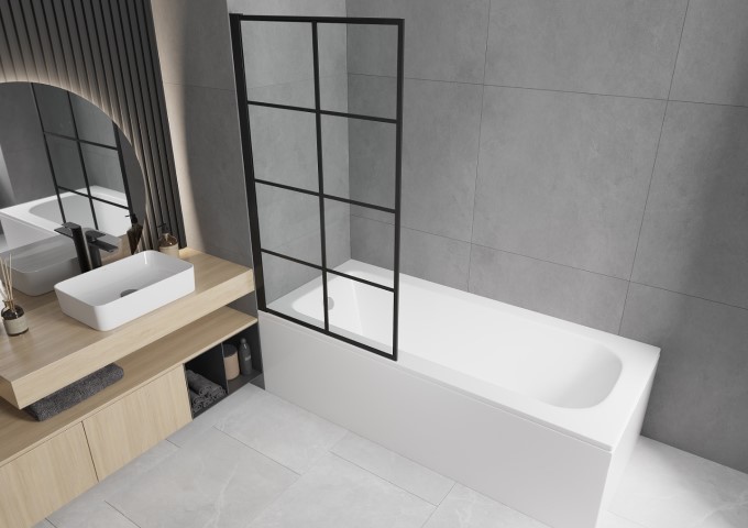 Wanne mit Duschwand im kleinen Badezimmer