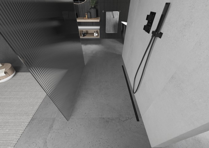 schwarzer Winkelanschluss