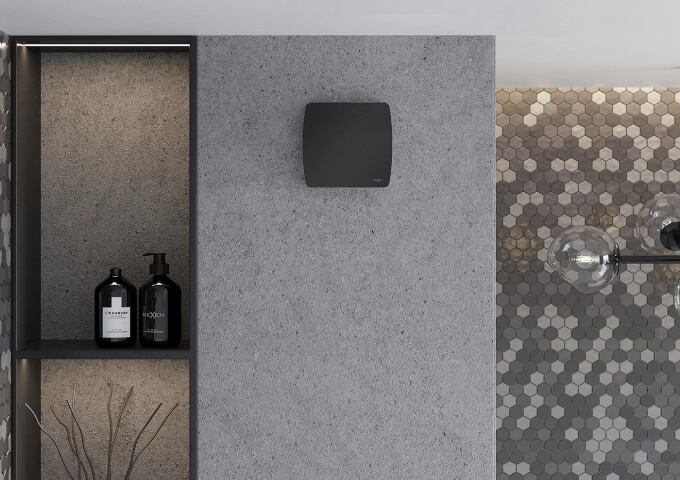 Schwarzer Badezimmerlüfter