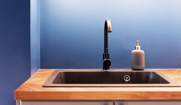 Wie repariert man einen Seifenspender?