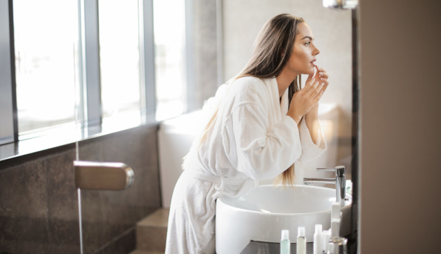 Modernes Badezimmer des 21. Jahrhunderts, wo anfangen, um es zu schaffen?