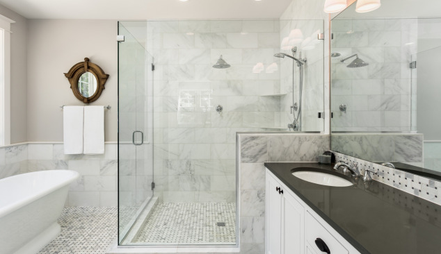 Duscharmaturen mit und ohne Thermostat – Soll man sich für zusätzliche Funktion entscheiden?