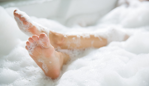 Wannenverkleidung - wie montiert man sie?