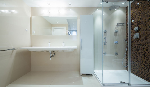 Wie kann man eine Duschwanne montieren?