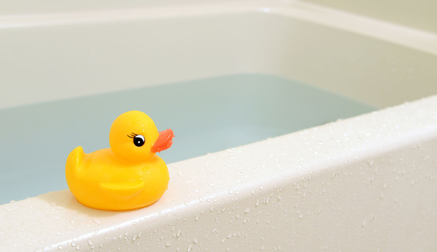 Verkleidung einer rechteckigen Badewanne - was ist Schritt für Schritt zu tun?