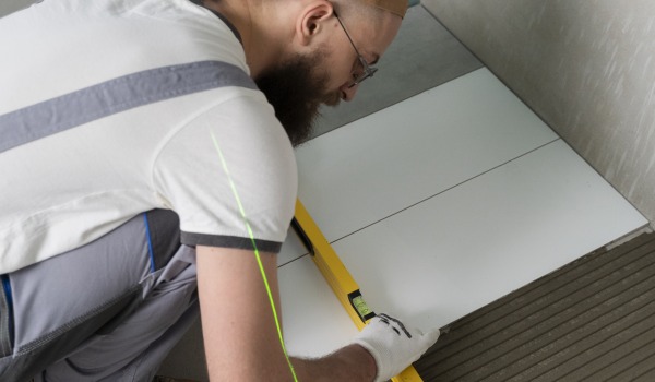 Dauerhafte Fuge für die Dusche – welche ist die beste?