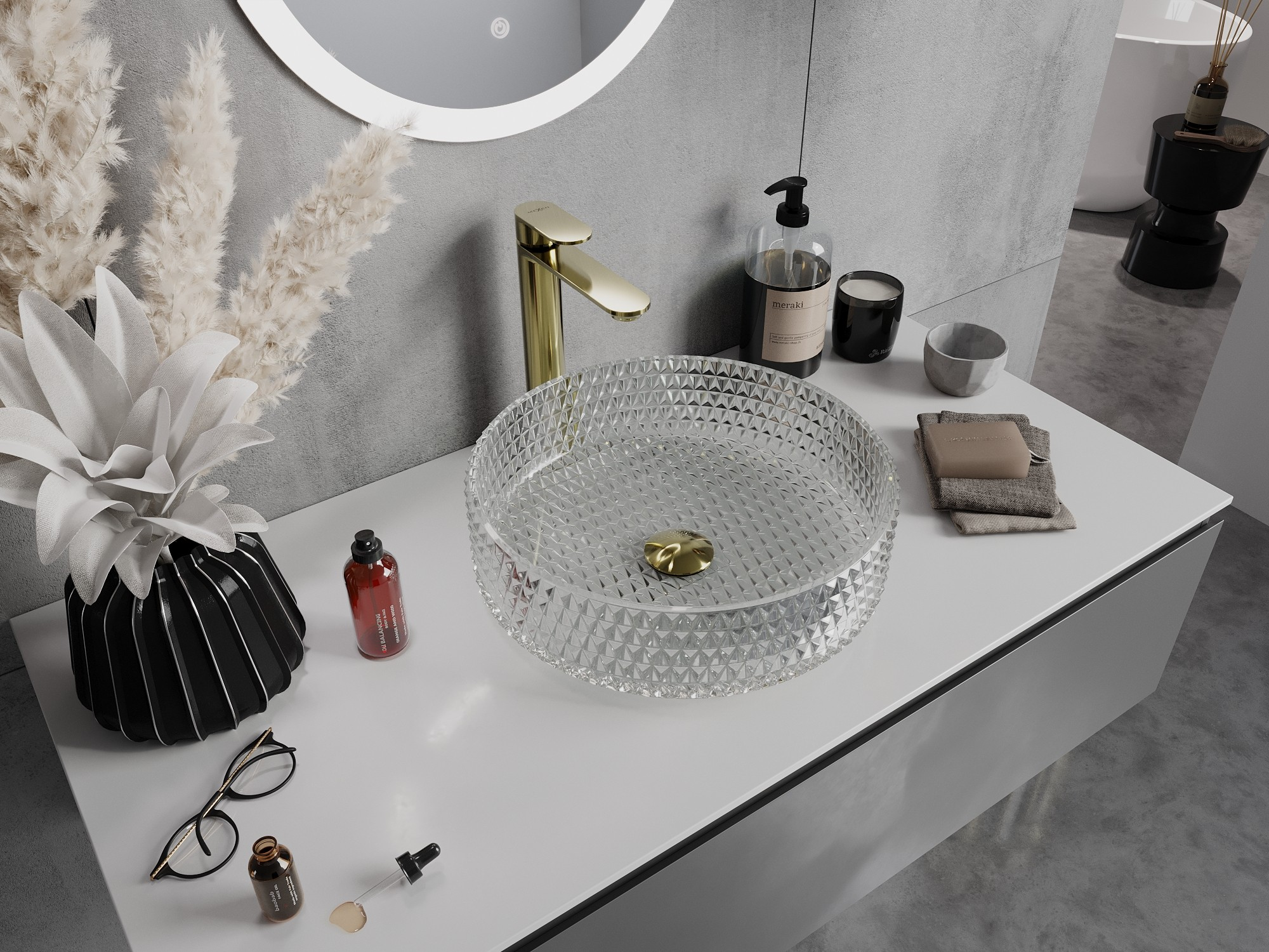 Elegantes Badezimmer im Glamour-Stil – Glas und goldene Details
