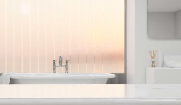 Welche Badewanne passt am besten mit einer Duschwand?