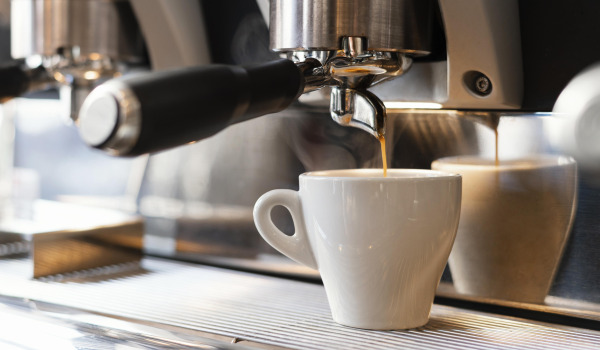 Reinigen der Kaffeemaschine - Wie entkalkt man eine Kaffeemaschine richtig?