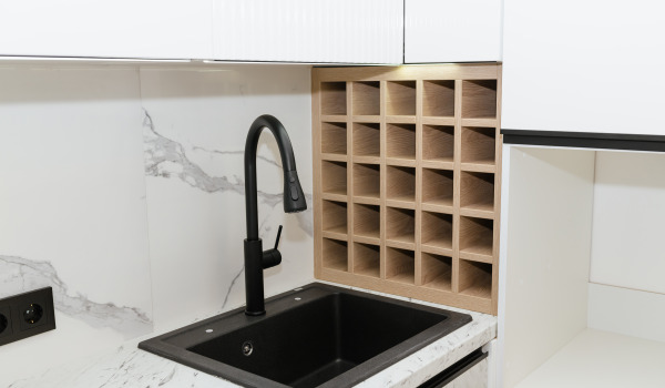 Welches Spülbecken für einen 60 cm und 80 cm Schrank? Wann wird es nicht passen?