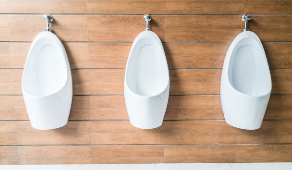 Wie installiert man ein Urinal?