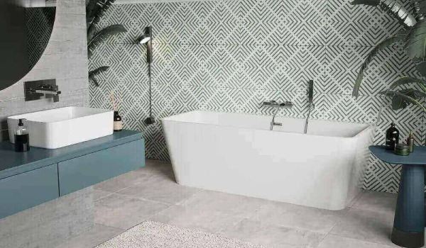 Badezimmer im Boho-Stil: Wie man die modische Oasen-Ausstattung in die Innenräume integriert? Tipps und Inspirationen
